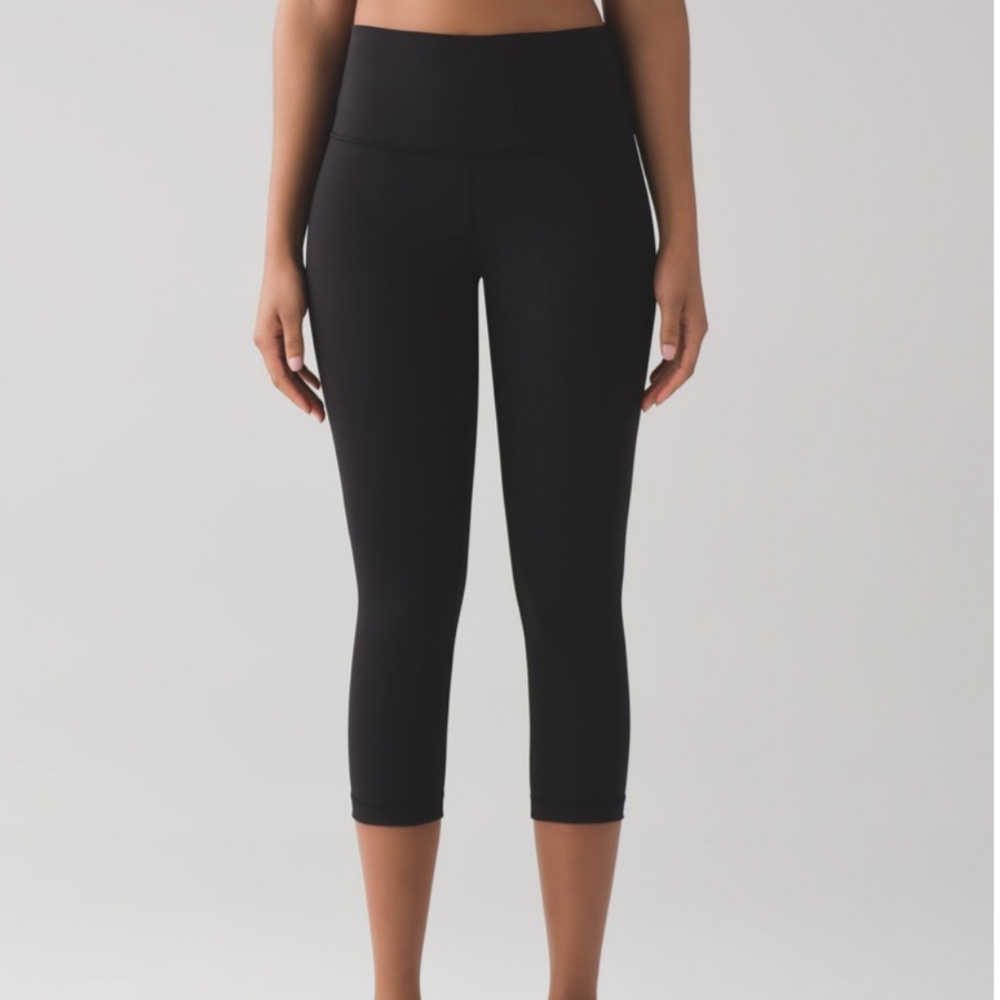 Lululemon Wunder Under Crop (Hi-Rise) *Full-On Luxtreme 21" 🍋
